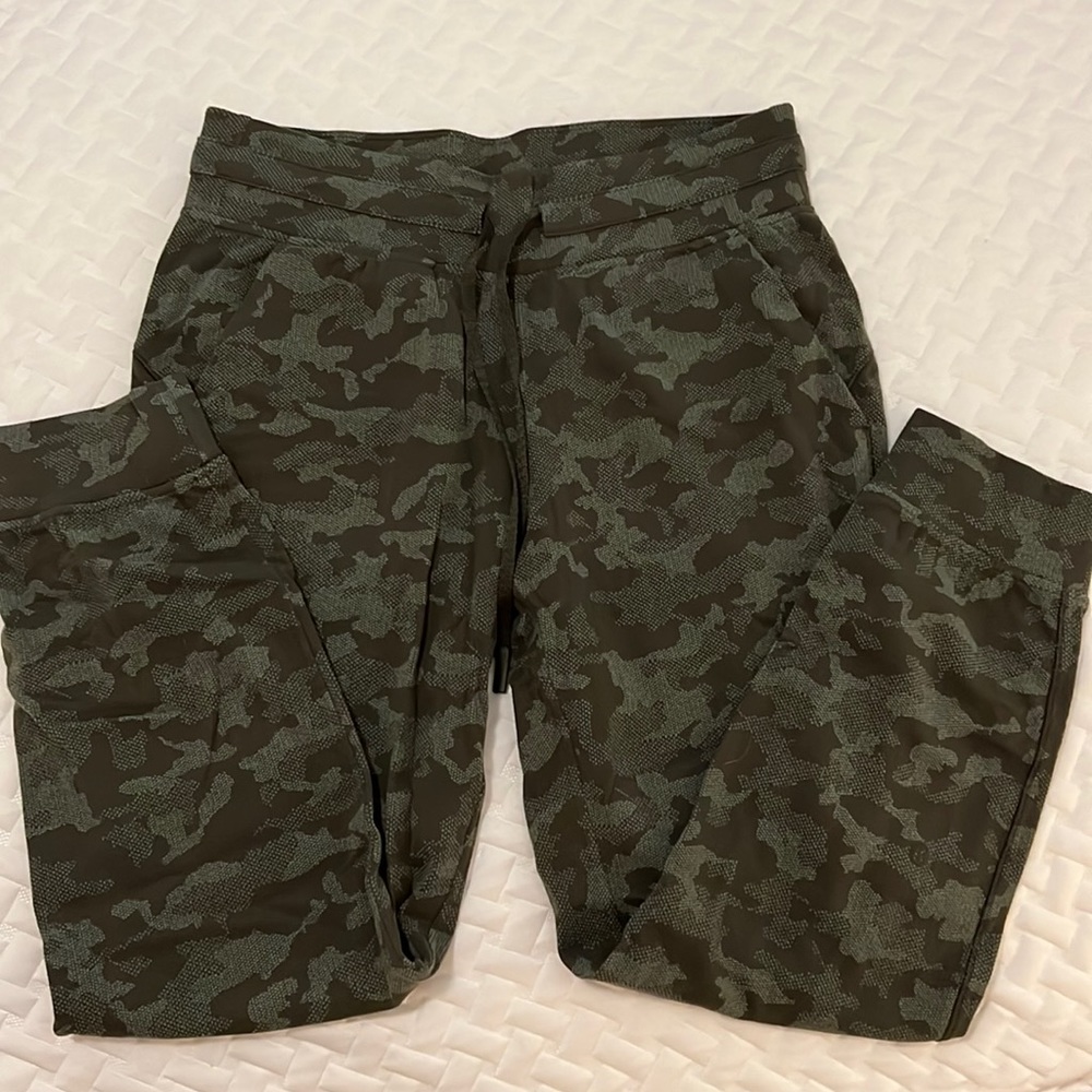 Lululemon Green Camo Ready to Rulu